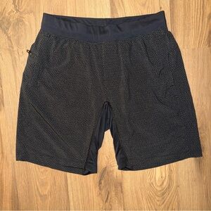 lululemon pace breaker Shorts 9” unlined